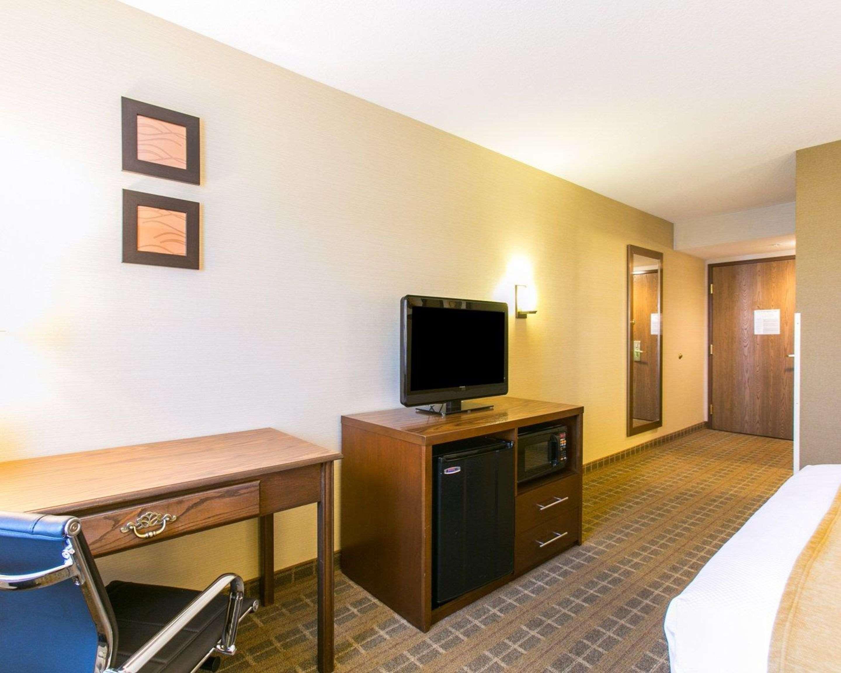 Comfort Inn Sedalia Station Dış mekan fotoğraf